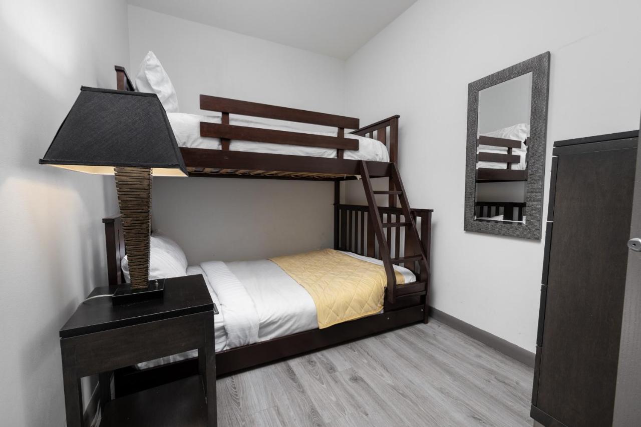 Upgraded Lakeside Resort Dream Vacation Home Kelowna Exterior foto